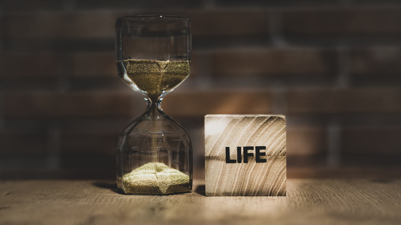 Title picture of article.