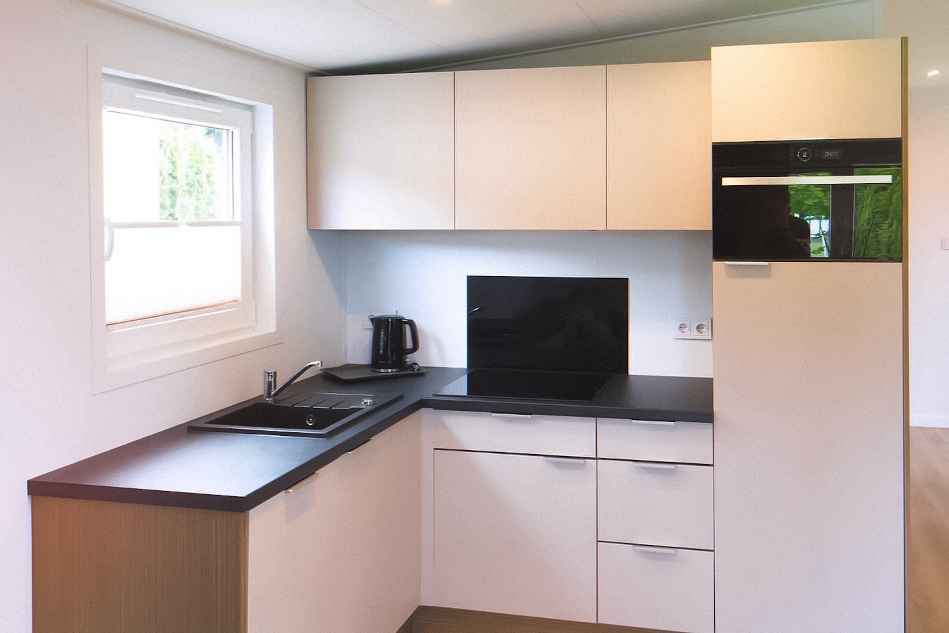Modular, prefabricated, container house or land plot for sale. Photo 10.