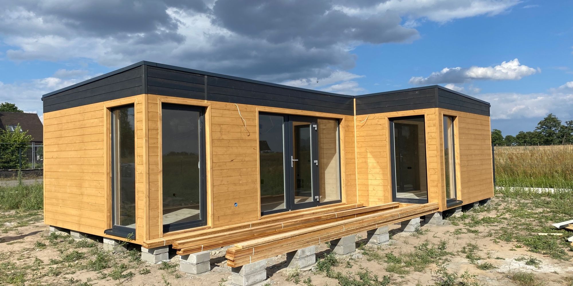 Modular, prefabricated, container house or land plot for sale. Photo 2.
