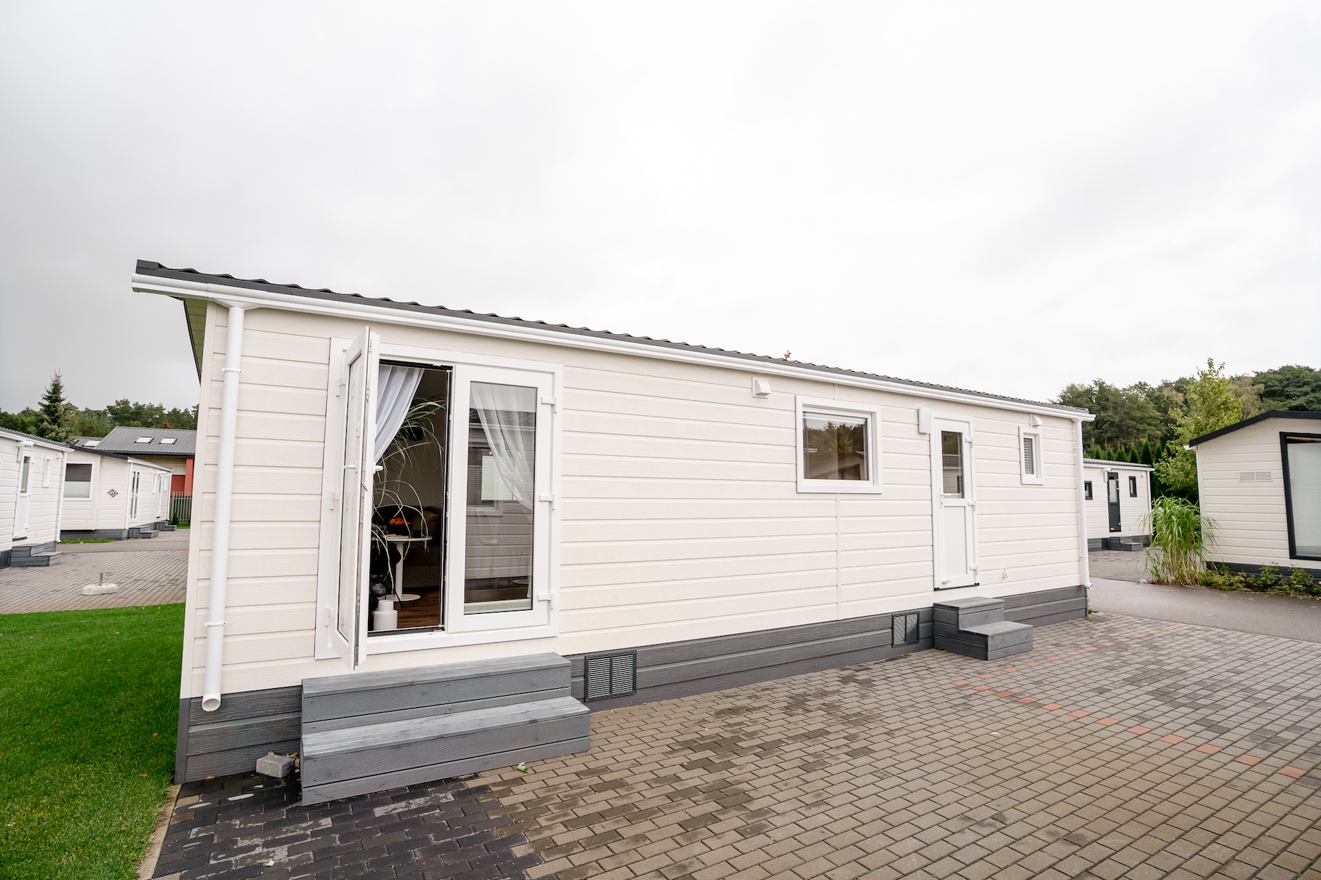 Modular, prefabricated, container house or land plot for sale. Photo 1.