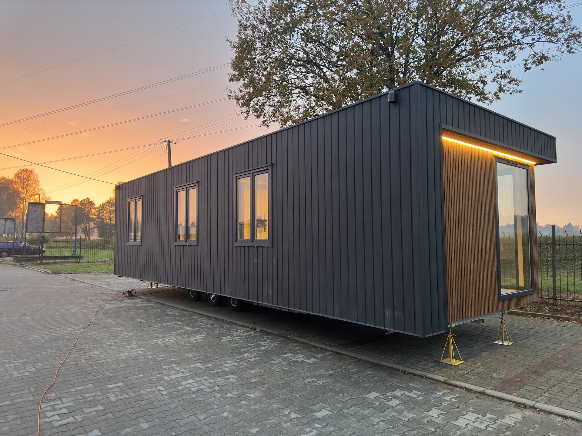 Modular, prefabricated, container house or land plot for sale. Photo 2.