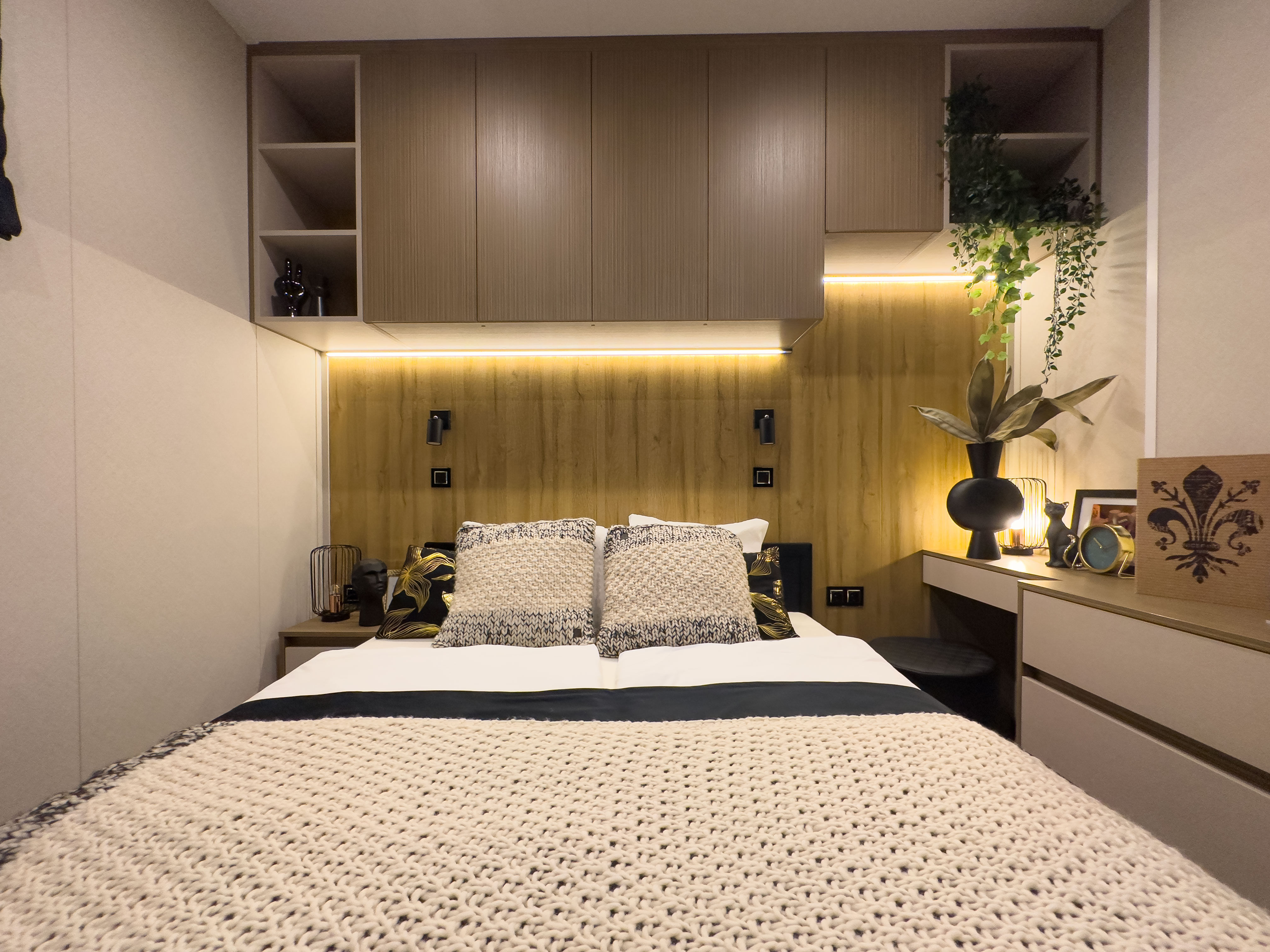 Modular, prefabricated, container house or land plot for sale. Photo 6.