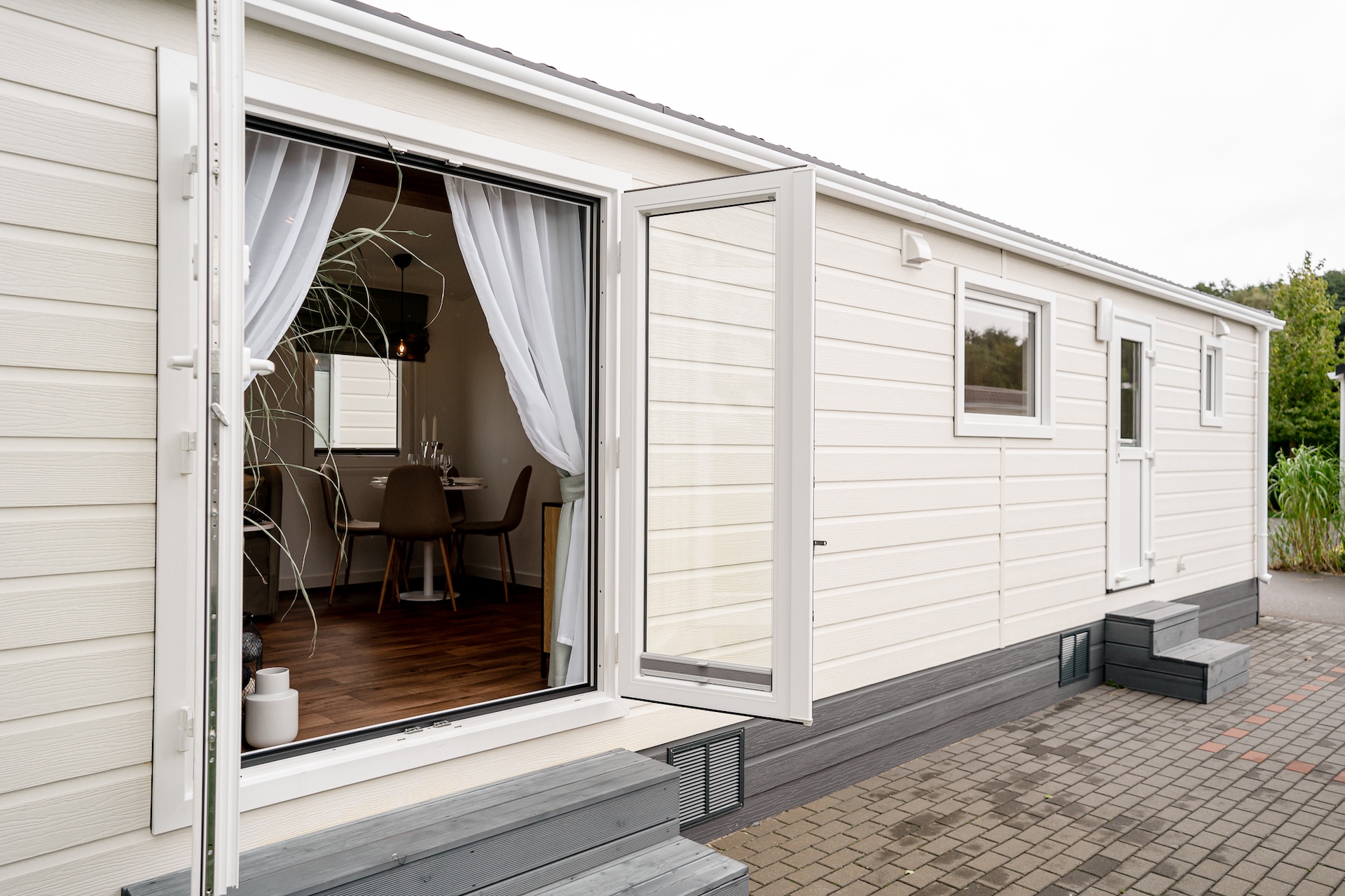 Modular, prefabricated, container house or land plot for sale. Photo 2.