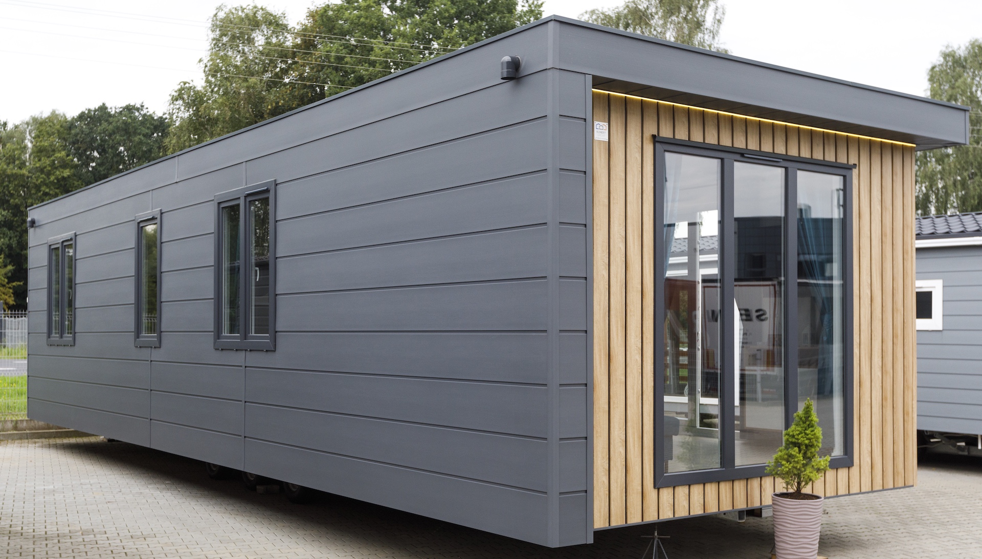 Modular, prefabricated, container house or land plot for sale. Photo 2.