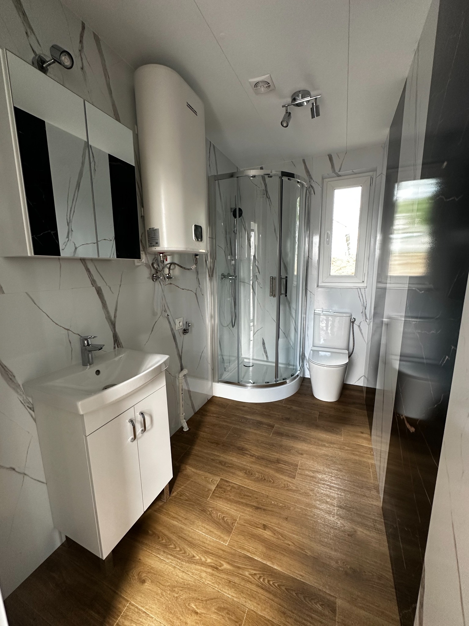 Modular, prefabricated, container house or land plot for sale. Photo 11.