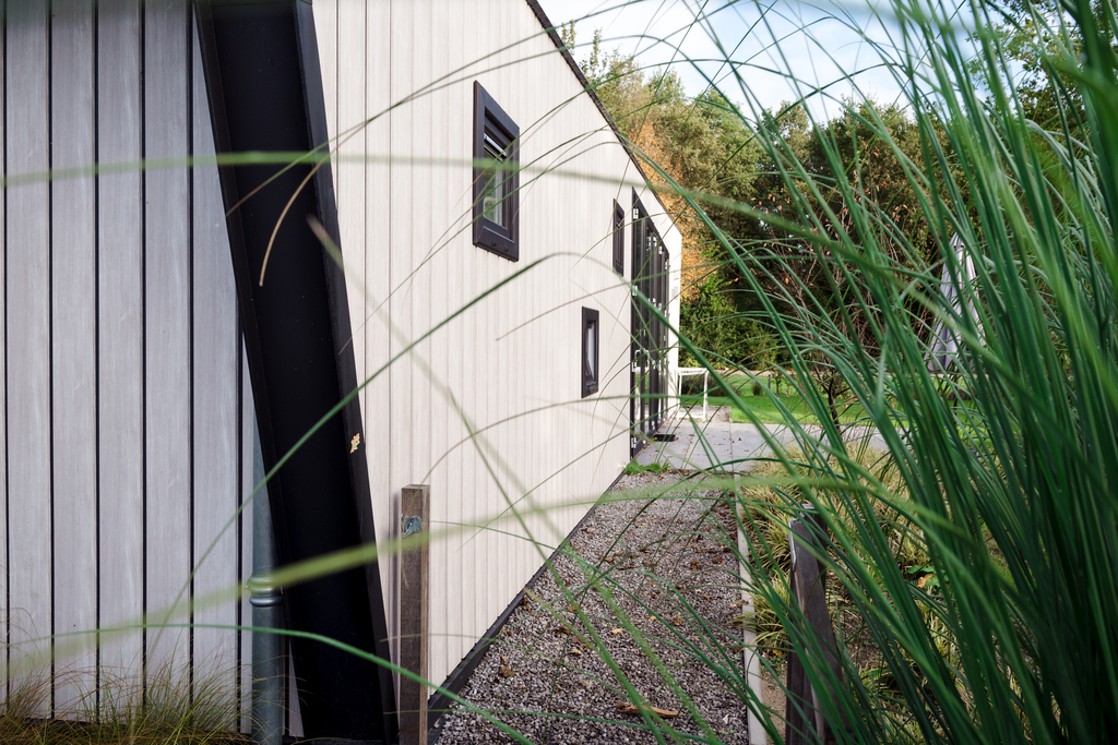 Modular, prefabricated, container house or land plot for sale. Photo 3.