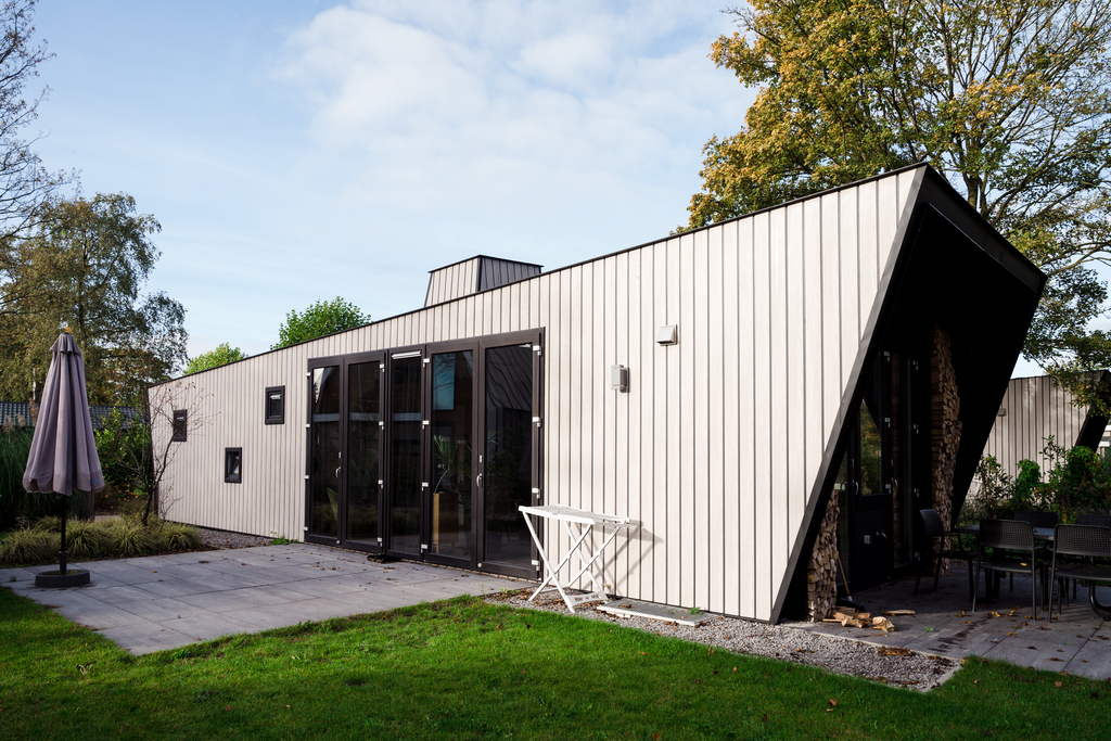Modular, prefabricated, container house or land plot for sale. Photo 2.