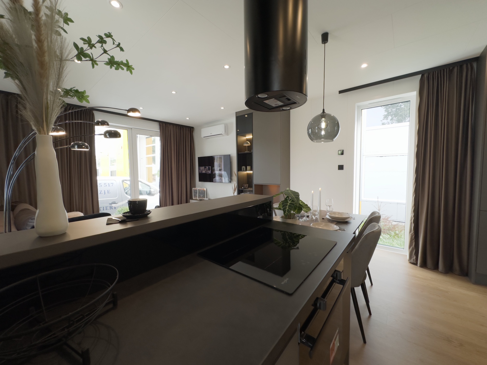 Modular, prefabricated, container house or land plot for sale. Photo 4.