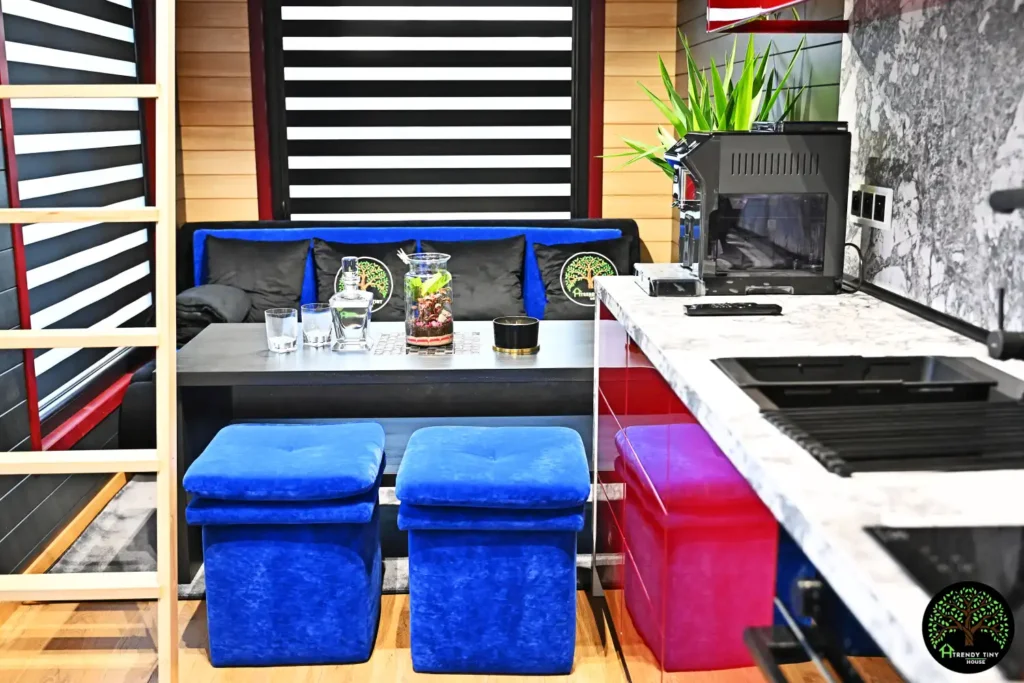 Modular, prefabricated, container house or land plot for sale. Photo 3.