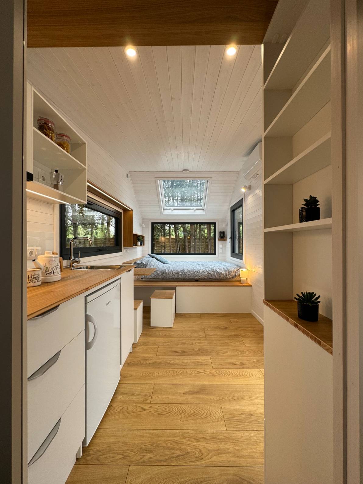 Modular, prefabricated, container house or land plot for sale. Photo 9.