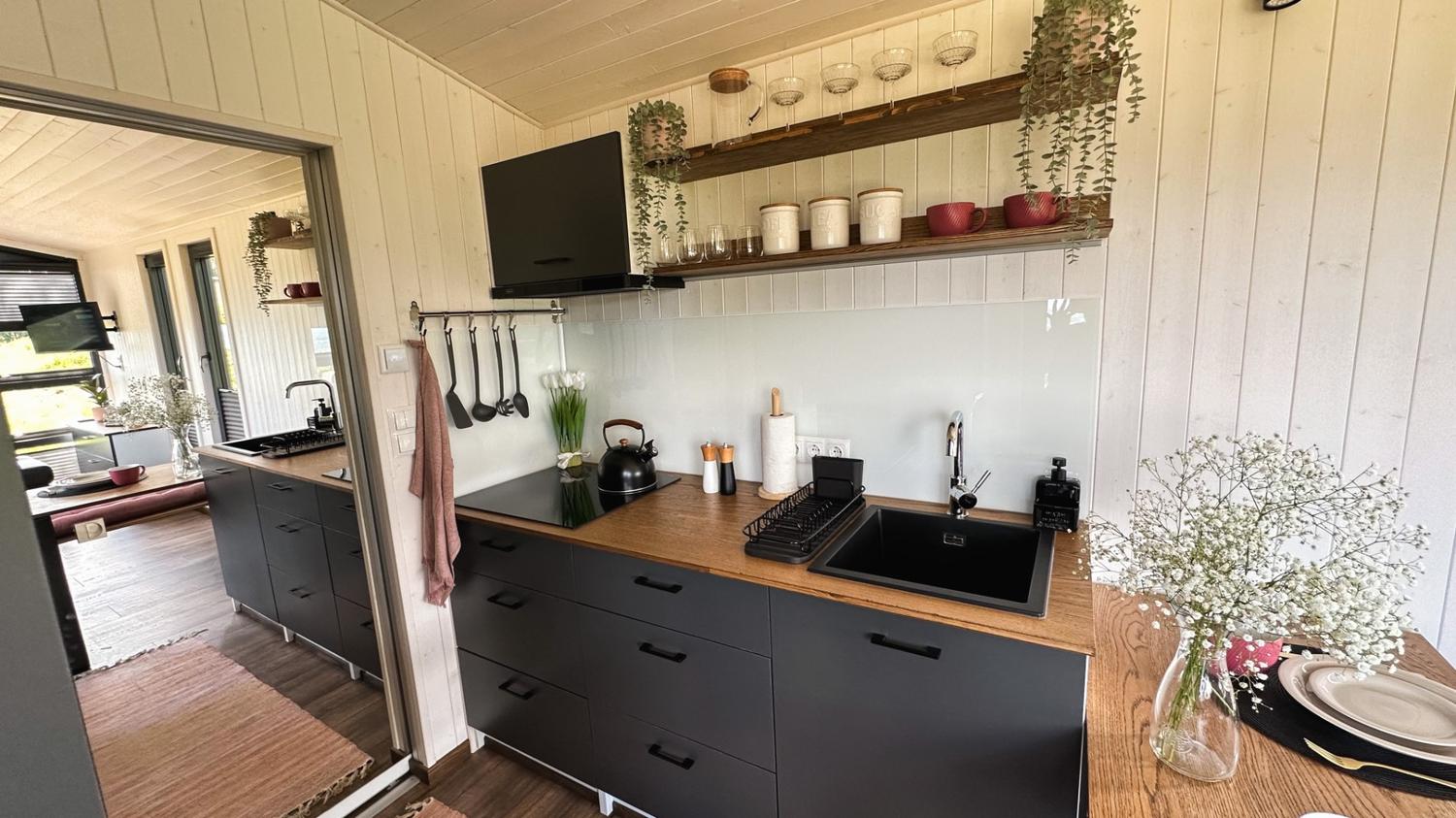 Modular, prefabricated, container house or land plot for sale. Photo 8.