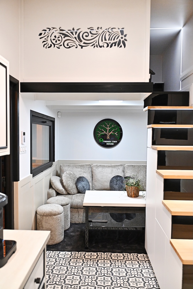 Modular, prefabricated, container house or land plot for sale. Photo 7.