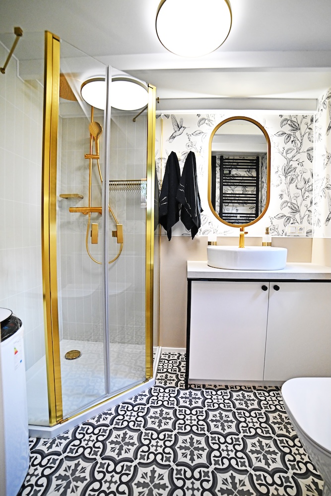 Modular, prefabricated, container house or land plot for sale. Photo 10.