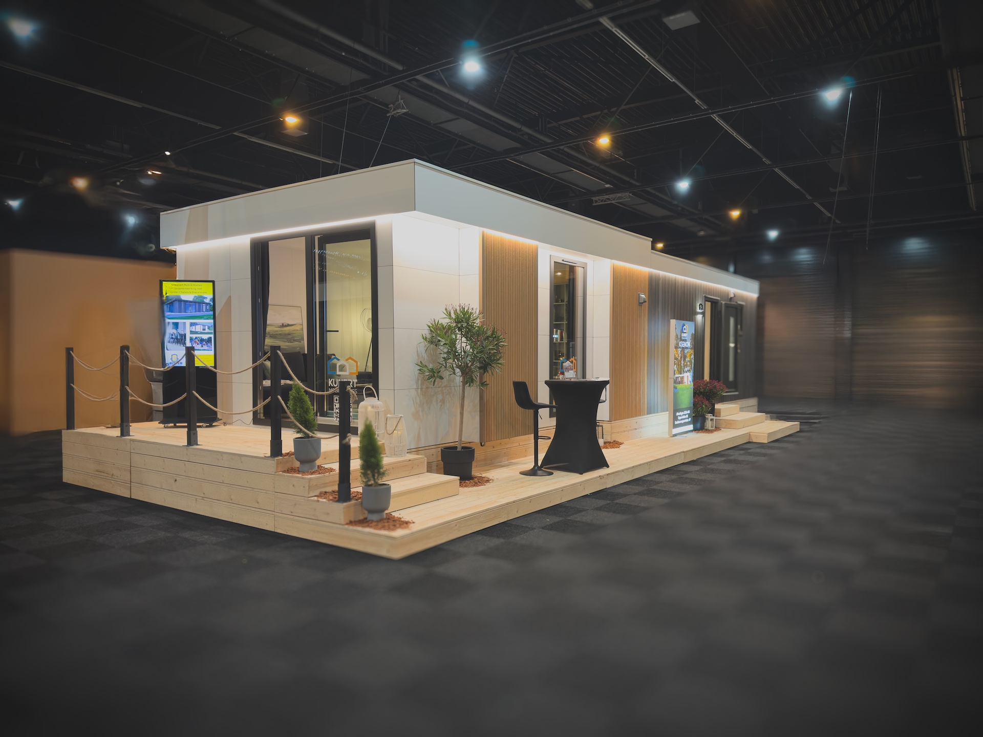 Modular, prefabricated, container house or land plot for sale. Photo 1.